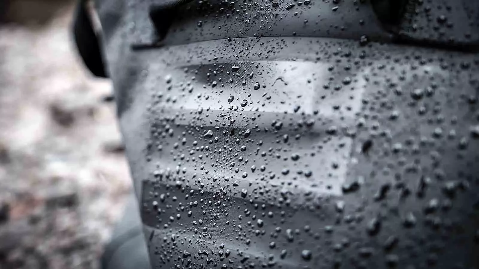 WATERDROPS_MATERIAL.jpg PRO DRYBAG TASCHE 55L