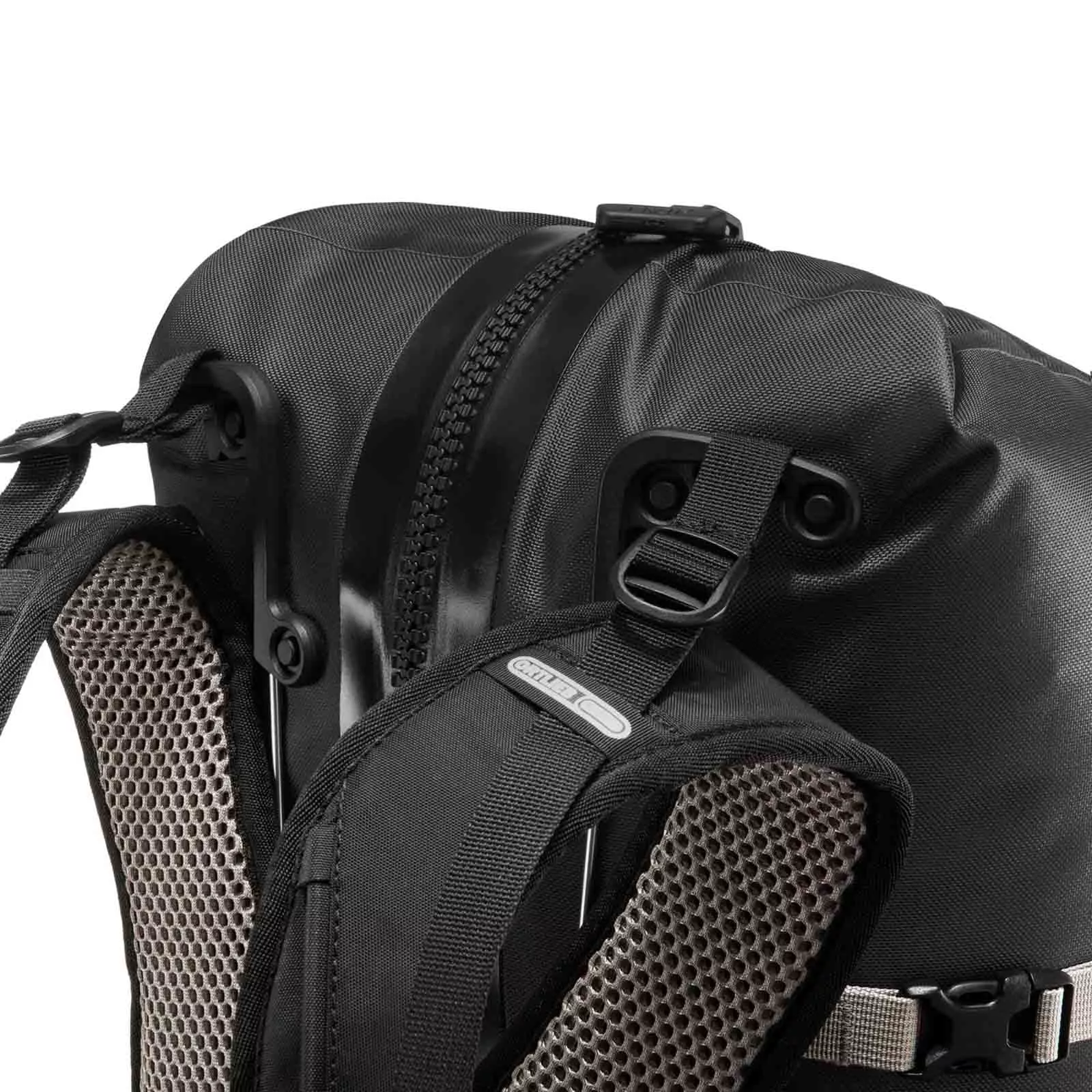 OR7104_5.jpg ATrack Rucksack 45L