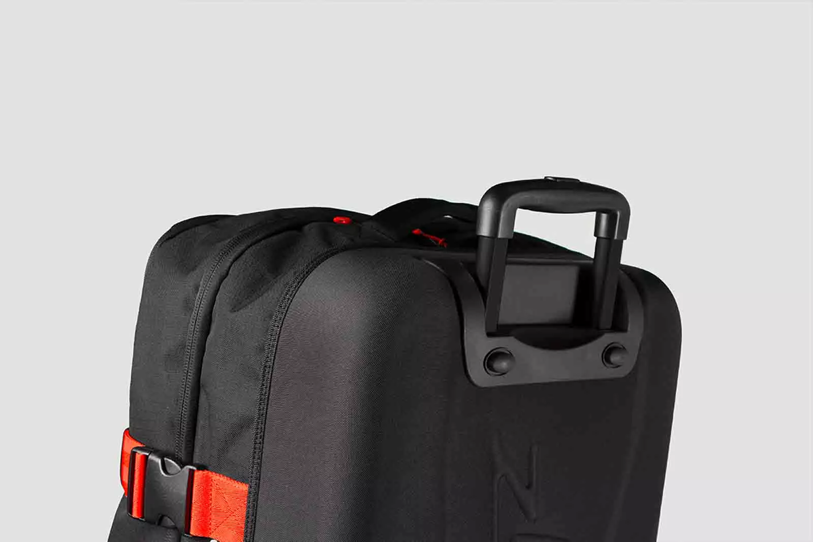 100L-Roller-Bag-8.jpg 100L Rollentasche