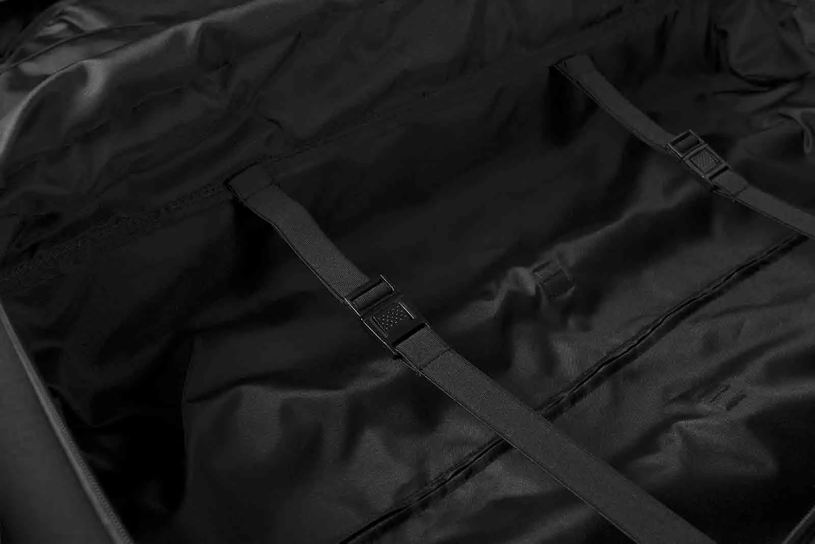 100L-Roller-Bag-12.jpg 100L Rollentasche